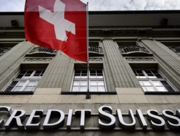 Cómo la estrepitosa caída de Credit Suisse ha dañado la reputación de Suiza