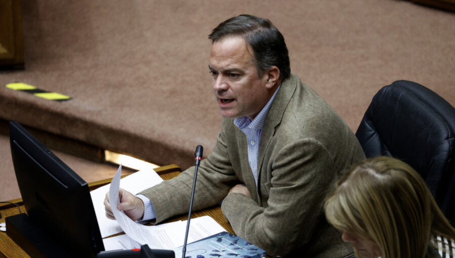 Senador Walker por fallo del TC: "Creo que la ciudadanía sabe la inconveniencia de los indultos"