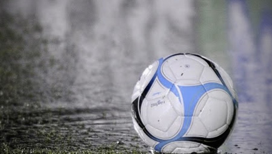 Tragedia en el fútbol amateur de San Antonio: Destacado jugador murió ahogado cuando intentaba rescatar un balón desde el río