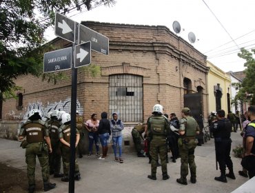Desalojan casona tomada en el barrio Matta de Santiago: habían denuncias por tráfico de drogas y otros delitos