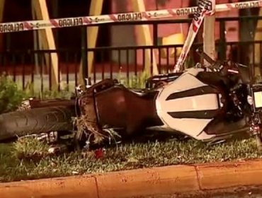 Motociclista perdió la vida tras chocar contra un muro de cemento en Las Condes