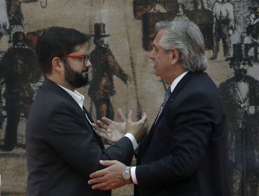 Presidente de Argentina participará junto a su par de Chile en conmemoración de la Batalla de Maipú en el Templo Votivo
