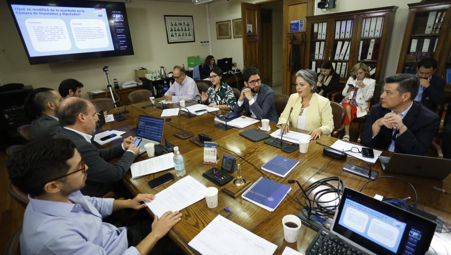 Comisión de Trabajo de la Cámara despachó a Sala el proyecto que reduce la jornada laboral a 40 horas