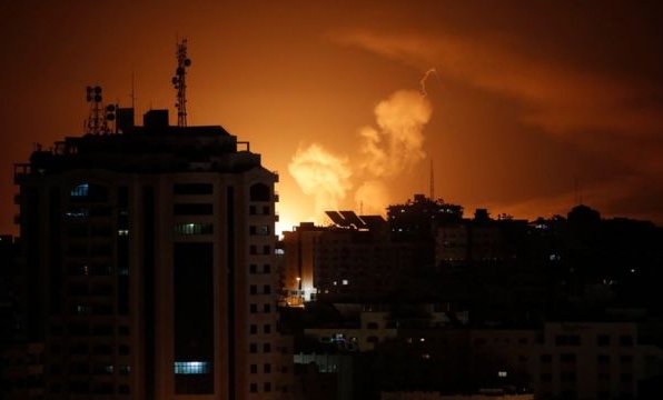 Ejército de Israel ataca Líbano y la Franja de Gaza tras recibir gran bombardeo de cohetes