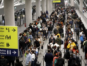 Aeropuerto de Santiago estima que más de 230 mil pasajeros se movilizarán por feriado de Semana Santa