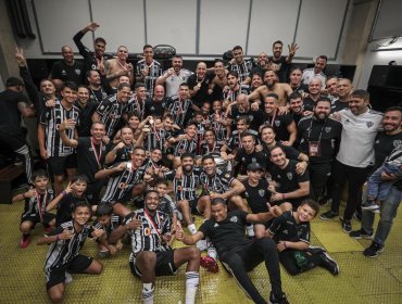 Equipos brasileños de Eduardo Vargas y Luciano Arriagada se coronaron campeones estaduales