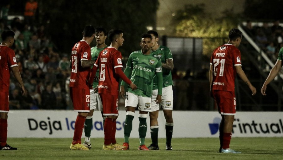 U. La Calera evitó un nuevo batacazo en Copa Chile y eliminó por penales a Trasandino