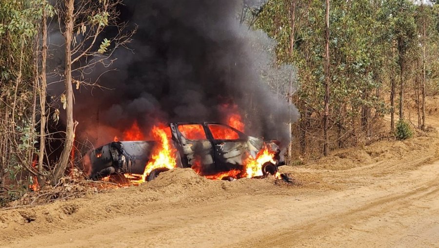 Al menos 11 vehículos y maquinarias resultaron destruidas tras un nuevo ataque incendiario en Lumaco