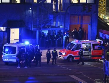 Policía de Hamburgo investiga a agente por una presunta omisión en tiroteo en centro de Testigos de Jehová