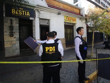 Clausuran discoteque en Providencia tras riña donde resultaron heridos dos hermanos: recinto tenía 56 denuncias por ruidos molestos