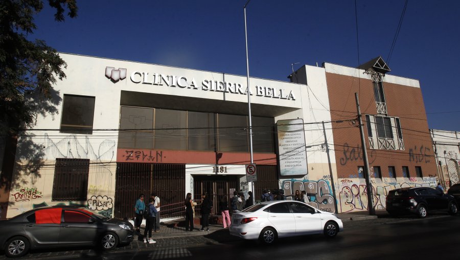 Contraloría objeta compra de clínica Sierra Bella por parte del Municipio de Santiago por "precio injustificado"