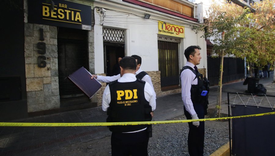 Clausuran discoteque en Providencia tras riña donde resultaron heridos dos hermanos: recinto tenía 56 denuncias por ruidos molestos