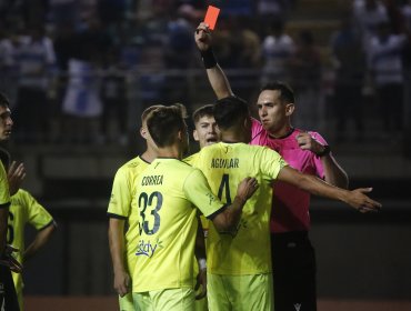 Informe arbitral consigna insultos de jugadores de Deportes Colina en partido contra la UC por Copa Chile