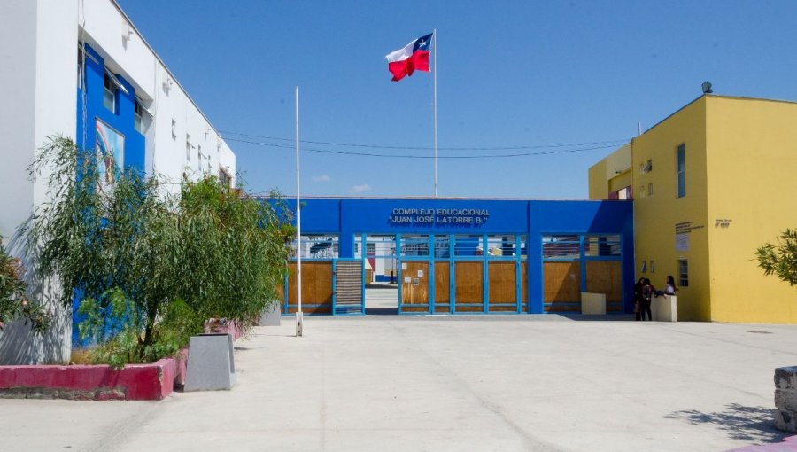 Colegio de Mejillones suspendió clases por amenaza de balacera tras violenta riña entre estudiantes