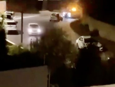 Robos a automóviles deriva en persecución por las calles de Bosques de Montemar en Concón: delincuentes fueron detenidos