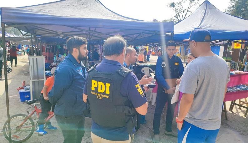 Fiscalización en Quillota en Feria de Aconcagua encuentra a 20 extranjeros irregulares