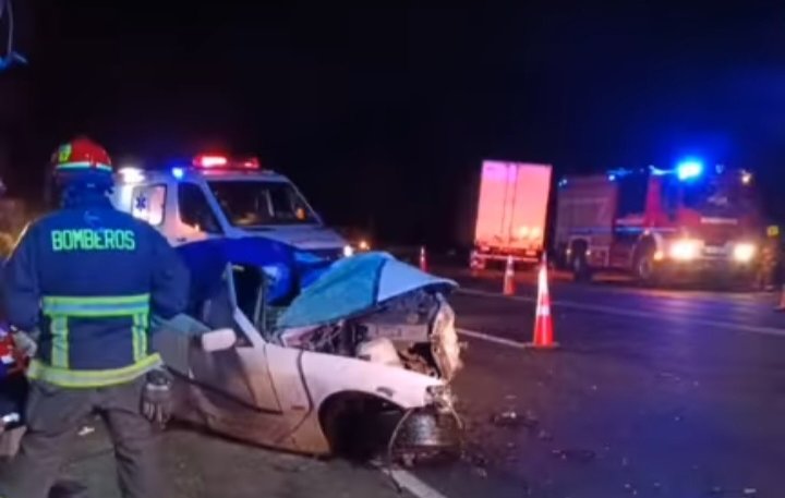 Una persona fallecida dejó choque frontal de alta energía entre camión y un vehículo en Rinconada