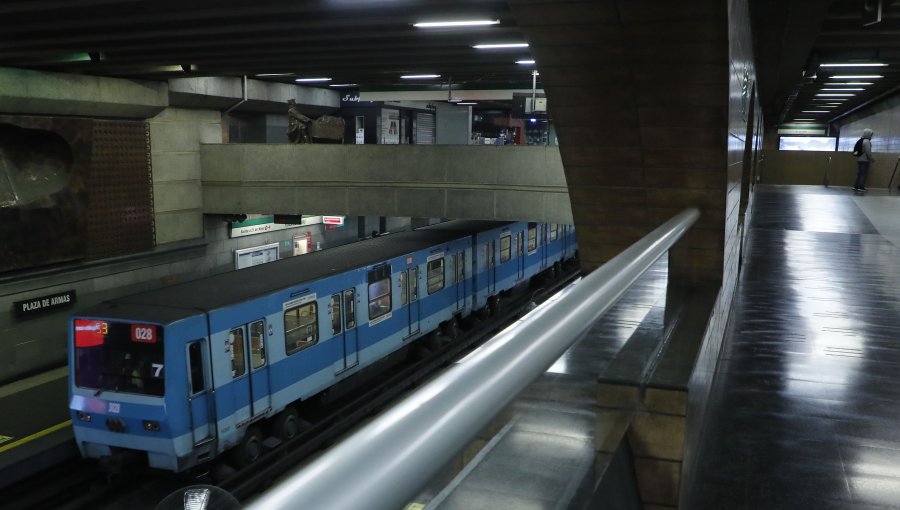 Frecuencia de la Línea 5 del Metro de Santiago vuelve a la normalidad tras "problemas técnicos" en Plaza de Maipú