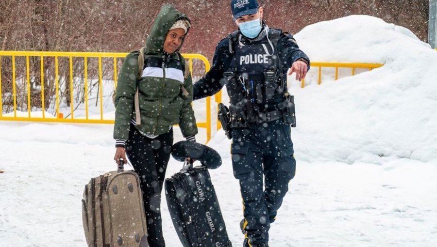 Cómo Canadá acoge a los refugiados y en qué se diferencia de lo que pasa en EE.UU.