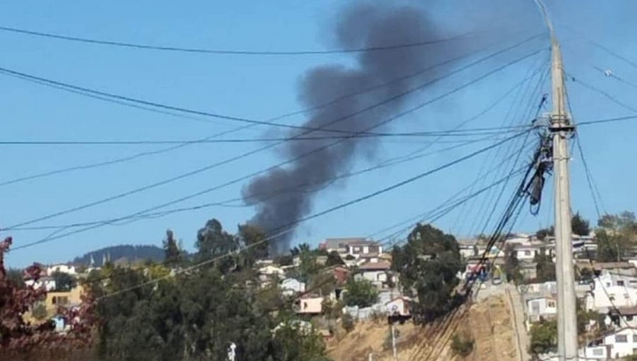 Hallan cuerpo sin vida tras incendio que afectó a una vivienda en el sector de Pompeya Sur en Quilpué