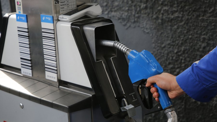 Precio de las gasolinas registrarán un aumento y el diésel bajará a partir de este jueves 20