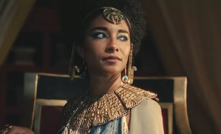 Demandan a docudrama de Netflix por representar a Cleopatra como una mujer negra