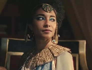 Demandan a docudrama de Netflix por representar a Cleopatra como una mujer negra