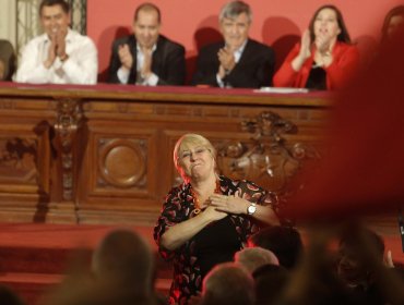 Presidenta del Partido Socialista y posibilidad que Michelle Bachelet asuma en el Senado: "Sería un tremendo aporte"