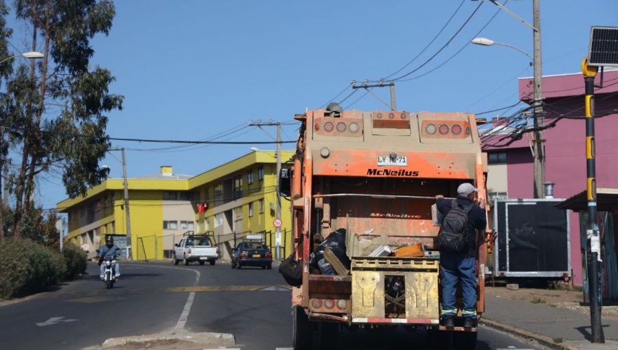 Multas y deudas de derechos de aseo municipal de más de cinco años, podrán ser condonadas en Valparaíso