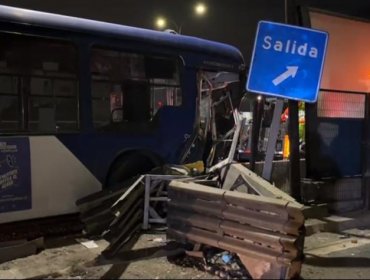 Conductor del sistema RED fue asaltado luego de un accidente de tránsito en Renca
