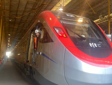 Gobierno y EFE presentaron nuevos trenes para el servicio Santiago-Chillán