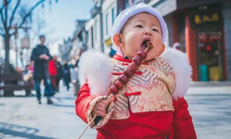 Qué consecuencias tiene la baja natalidad en China para sus ambiciones económicas