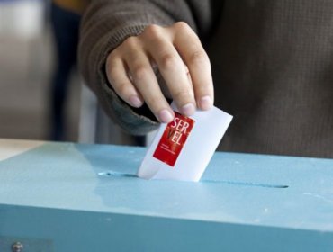 Más de 9.500 quillotanos arriesgan multas y cárcel por no votar