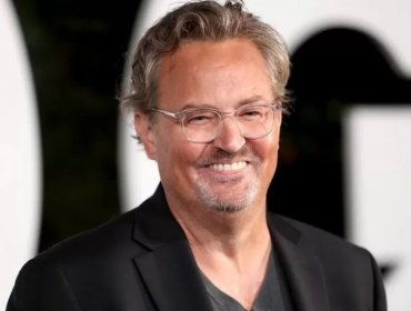 Matthew Perry eliminará de su autobiografía los "crueles" comentarios sobre Keanu Reeves