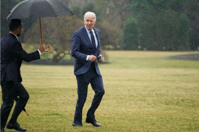 Por qué la edad de Joe Biden es un gran obstáculo para su reelección y cómo puede superarlo