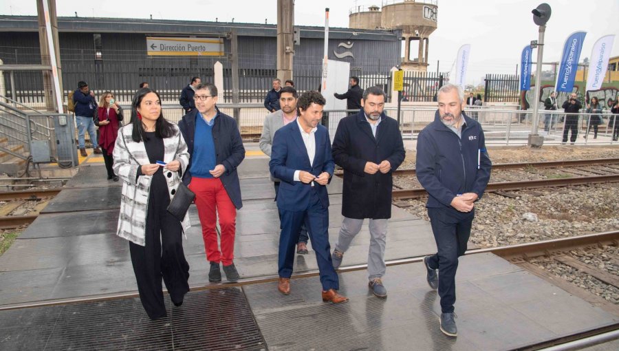 Inauguran acceso peatonal desde la estación Francia al Terminal de Pasajeros de Valparaíso