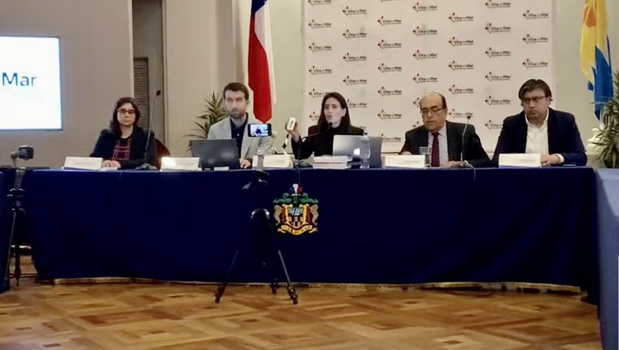 Ripamonti abrió la Cuenta Pública 2022 del Municipio, entregó pendrives al Concejo y cerró la sesión: duró 3 minutos y 40 segundos