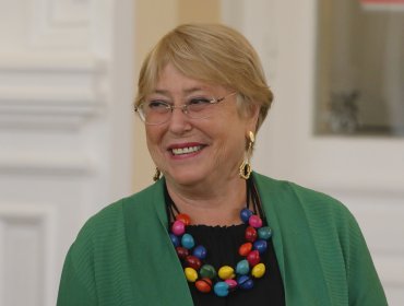 Michelle Bachelet llamó a votar por Carmen Frei para el Consejo Constitucional: "Es una mujer de convicciones profundas"