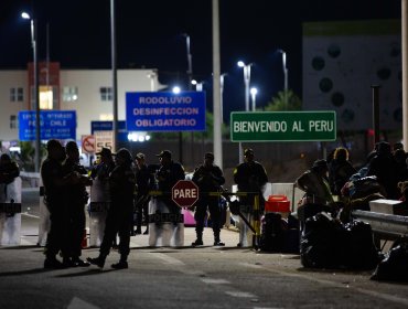 Crisis en la frontera de Chile y Perú: Nuevos enfrentamientos son reportados y más de 300 extranjeros varados