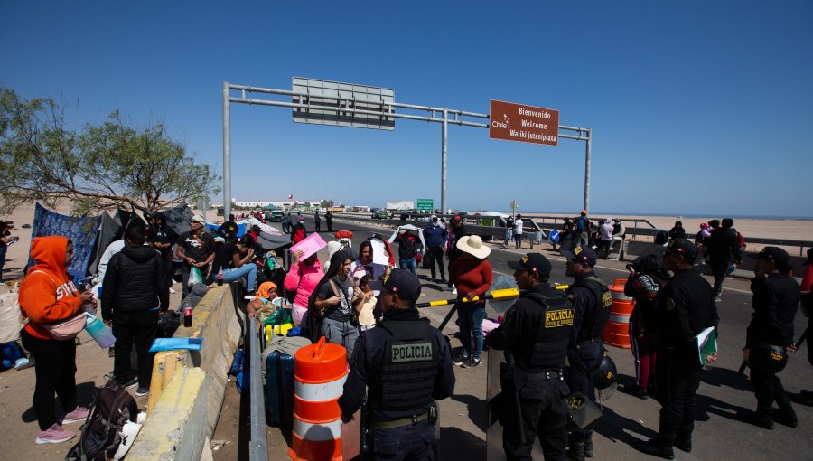 Subsecretaria de RR.EE. y posible corredor humanitario en frontera Chile-Perú: "No tenemos cerrada ninguna alternativa"