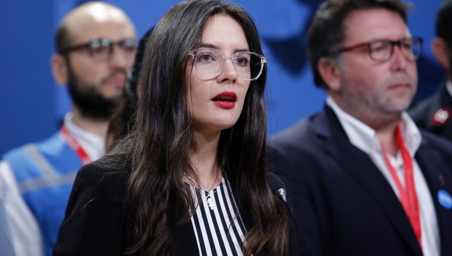 Ministra Camila Vallejo: "El Gobierno no torcerá su dirección sea cual sean los resultados"