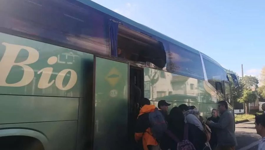 Bus de pasajeros fue atacado a balazos en carretera de Ercilla: no hubo personas heridas