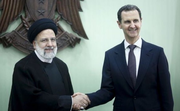 Cómo Bashar al Assad logró restablecer las relaciones de Siria con el mundo árabe después de más de una década