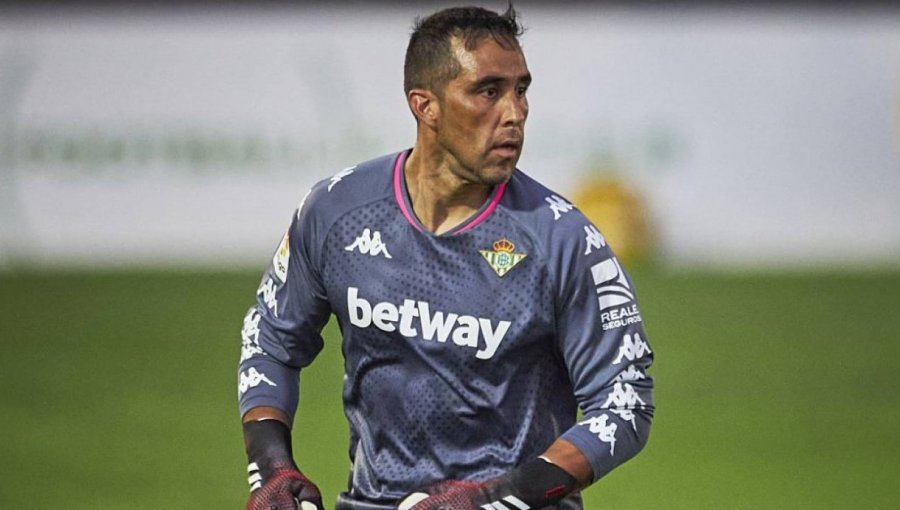 En España aseguran que Real Betis ya tomó una decisión sobre el futuro de Claudio Bravo