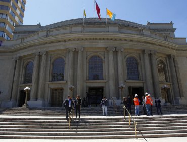 Nuevo contratiempo para el Teatro Municipal de Viña del Mar: Coordinador para su apertura renunció a una semana de su designación