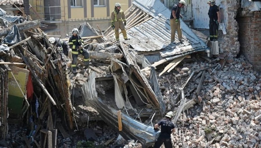 Cinco fallecidos y 23 heridos dejan masivos bombardeos ucranianos en Donetsk