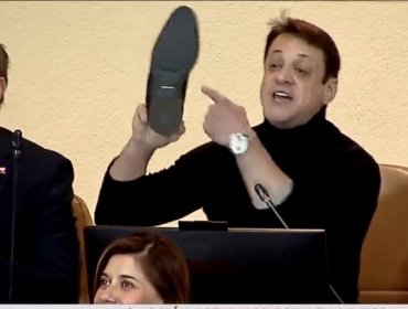 "La suela de este zapato marcada en el culo": El comentado nuevo exabrupto del diputado Gaspar Rivas en discusión del royalty minero