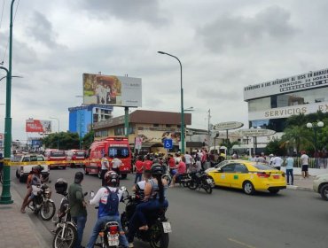 Cuatro muertos y varios heridos deja tiroteo en funeral de agente de tránsito en Ecuador