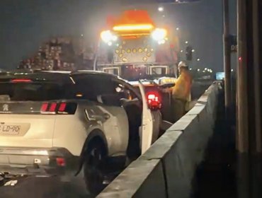 Conductor muere tras chocar contra un camión en autopista de Pedro Aguirre Cerda