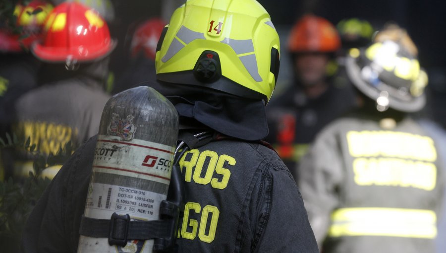 Talcahuano: Incendio en casa interior deja a dos adultos jóvenes fallecidos